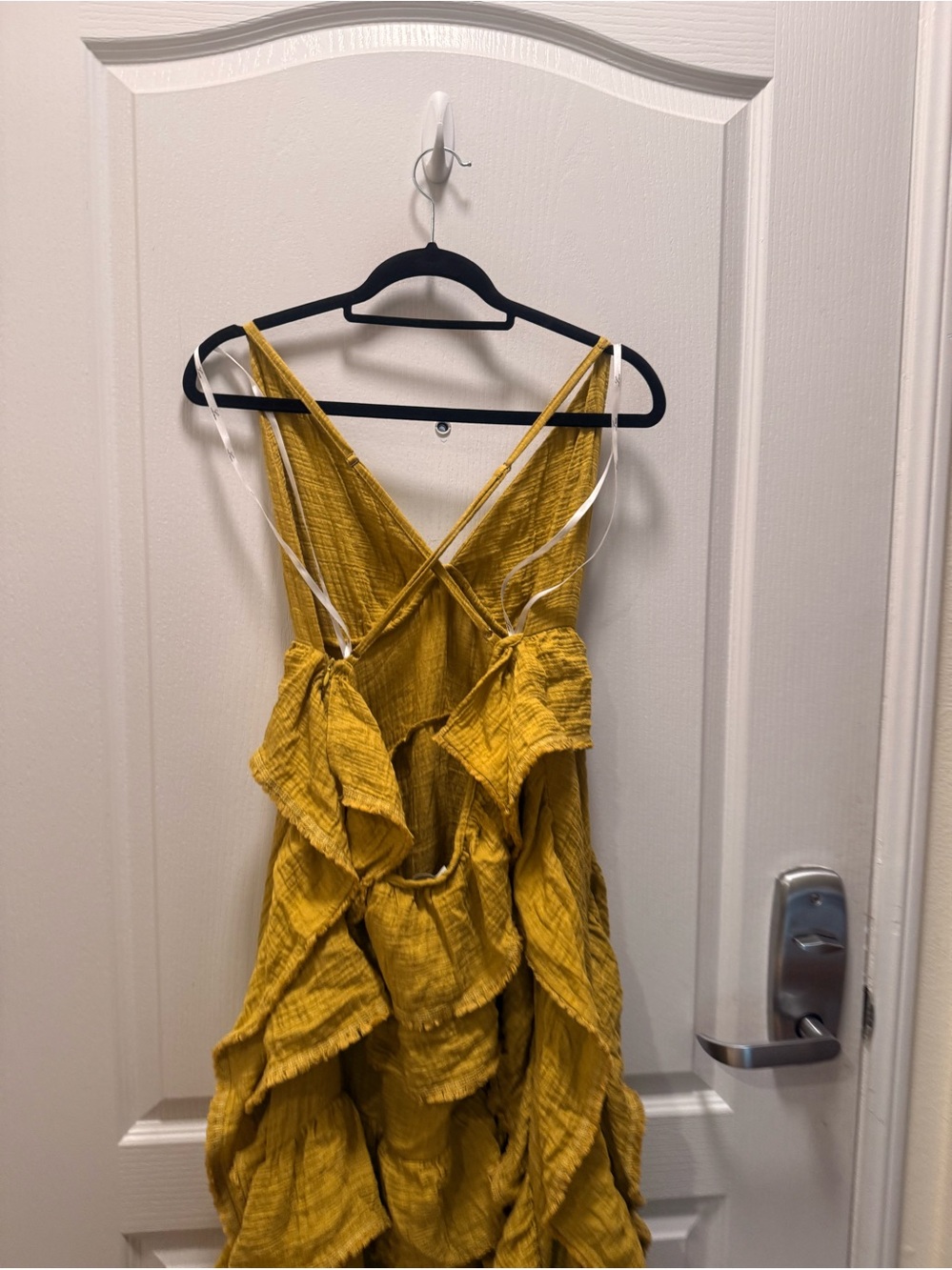 Lace the label Flowy Yellow Ruffle Backless Maxi Dress size S Preloved - Picture 5 of 5